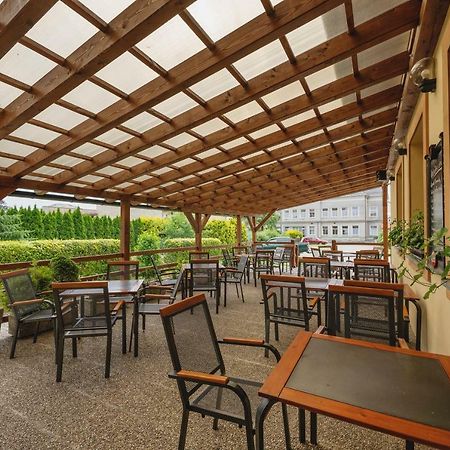 Hotel Taverna Javorník Eksteriør bilde