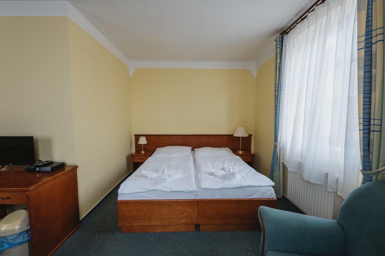 Hotel Taverna Javorník Eksteriør bilde