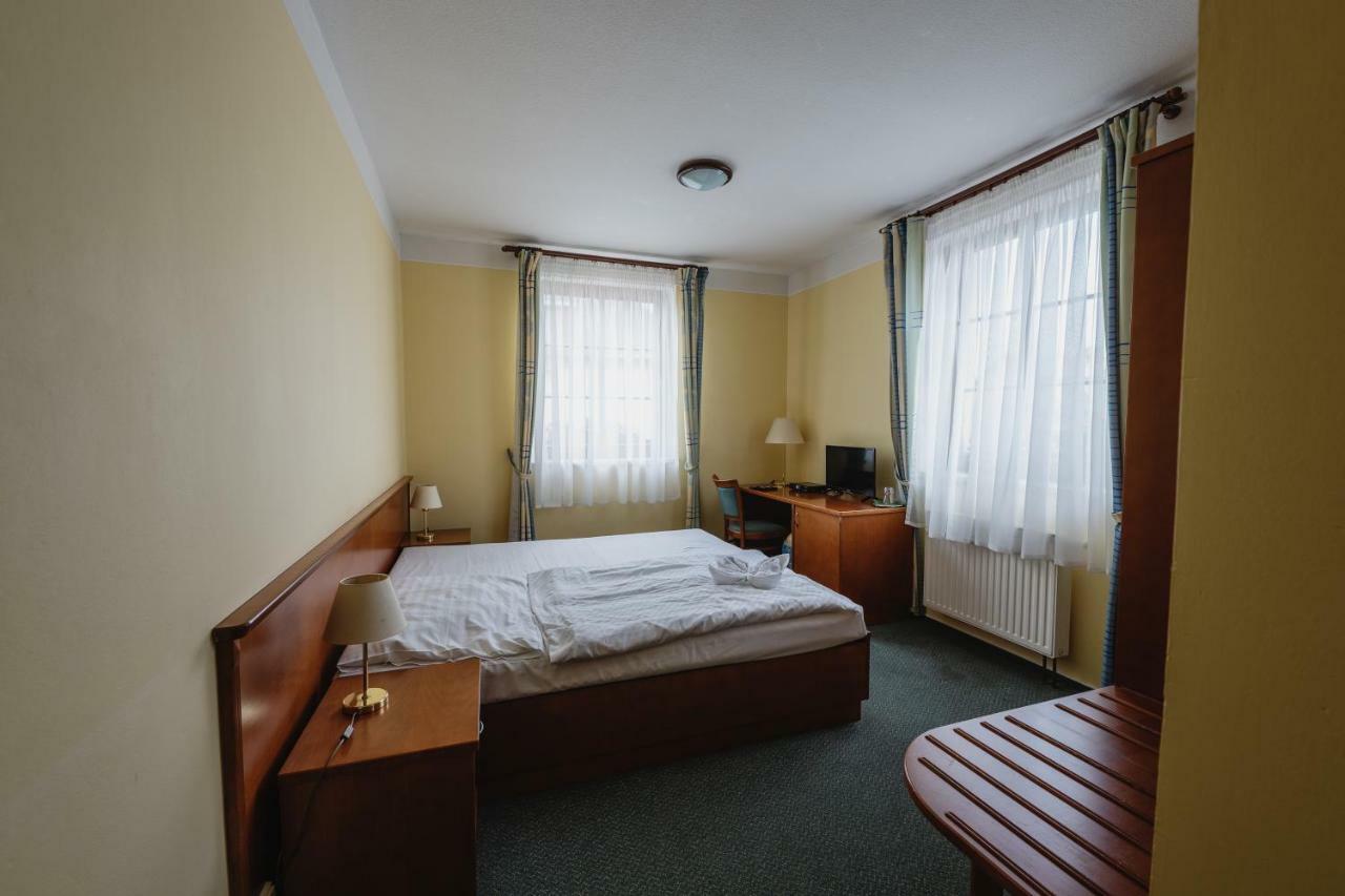 Hotel Taverna Javorník Eksteriør bilde